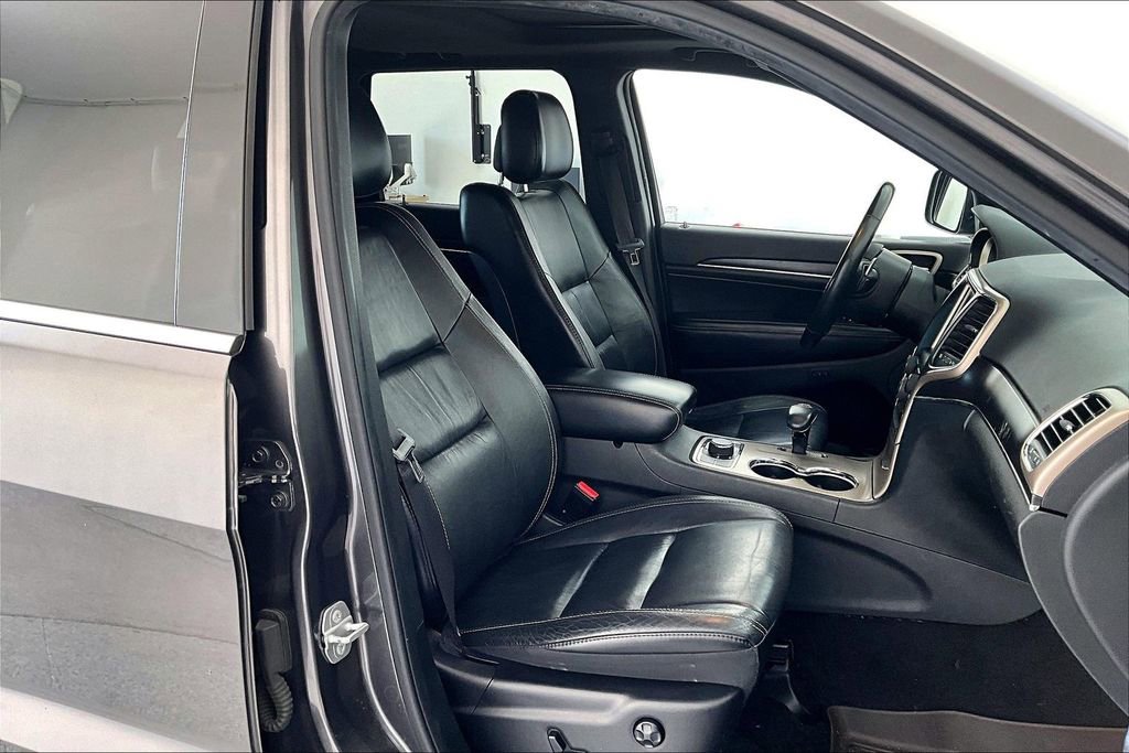 Used 2015 Jeep Grand Cherokee Limited image 10