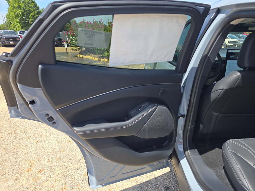 New 2025 Ford Mustang Mach-E Premium image 17