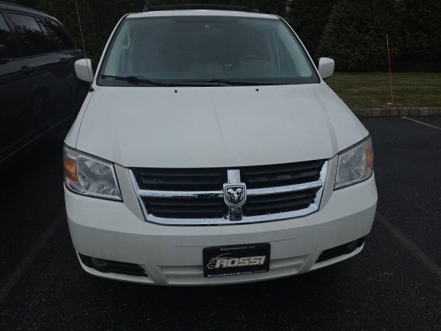 Used 2009 Dodge Grand Caravan SXT w/ Entertainment Group 2 image 2
