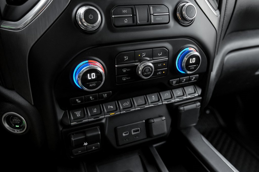 Used 2023 GMC Sierra 2500 Denali w/ Denali Black Diamond Edition image 31