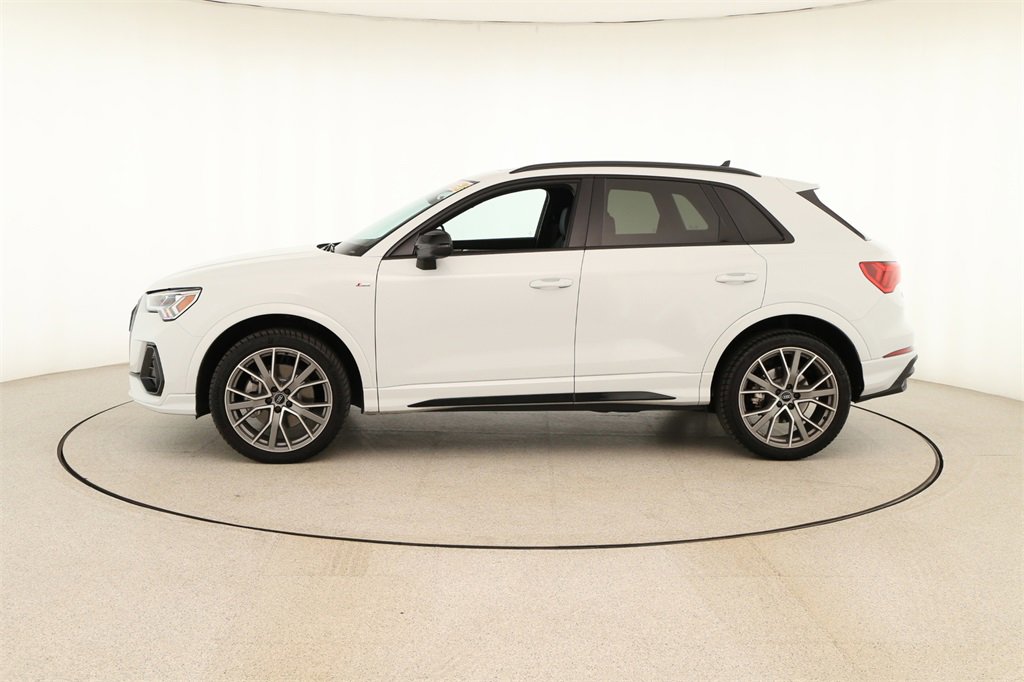 Certified 2025 Audi Q3 2.0T Premium Plus w/ Premium Plus Package image 2