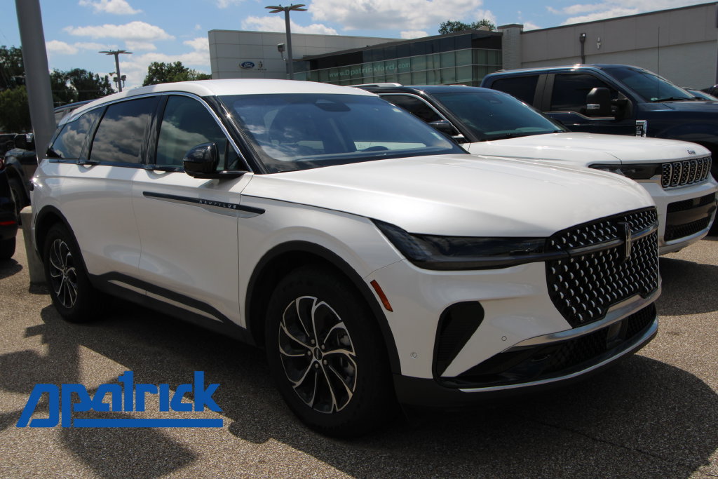 Used 2024 Lincoln Nautilus Premier