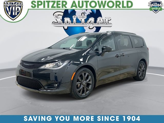 Used 2020 Chrysler Pacifica Touring-L Plus w/ S Appearance Package FWD image 1