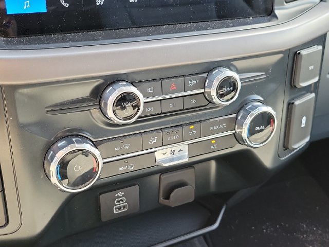 Used 2025 Ford F150 XLT w/ Equipment Group 301A Standard AWD/4WD image 29
