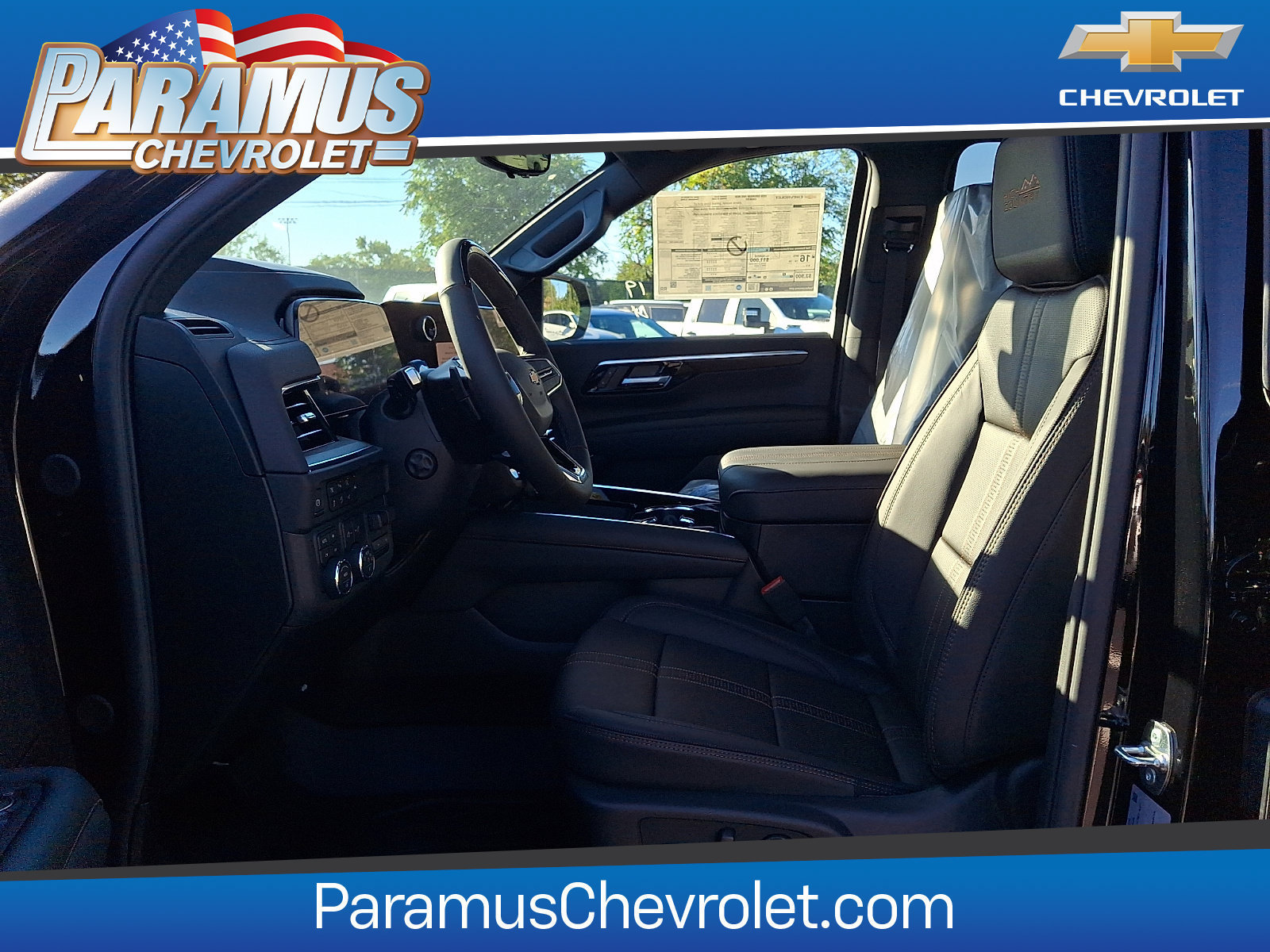New 2026 Chevrolet Suburban High Country AWD/4WD image 9