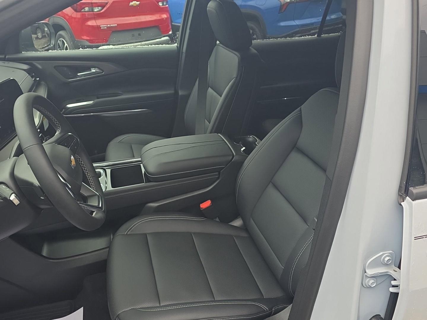 New 2026 Chevrolet Traverse LT w/ Sun and Wheel Package image 12