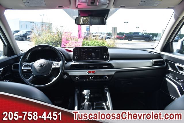 Used 2020 Kia Telluride S w/ S 8 Passenger Seating Package FWD image 3