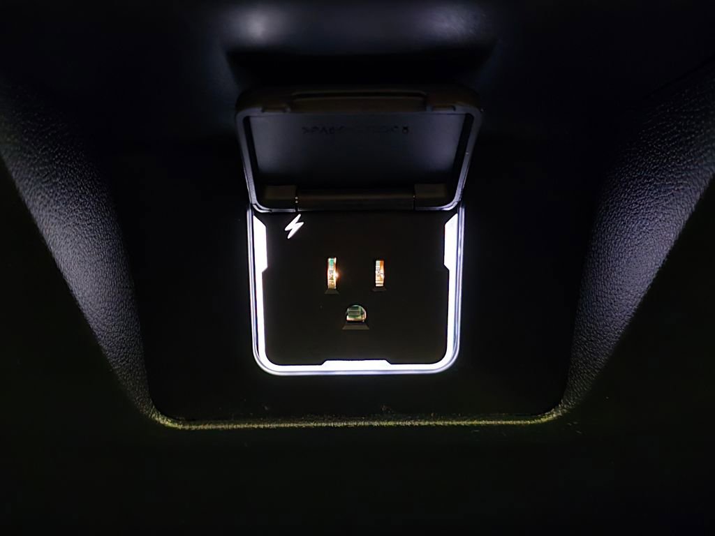 New 2026 Chevrolet Tahoe LS image 25