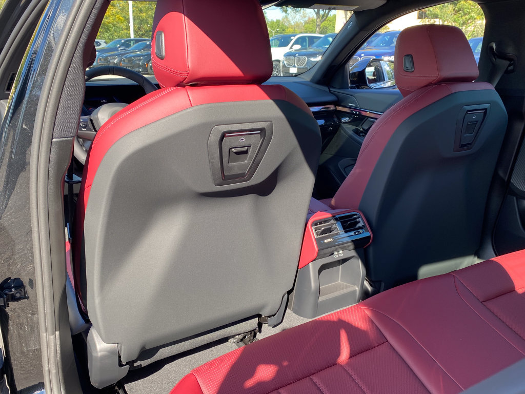 New 2027 BMW i5 xDrive40 w/ M Sport Package AWD/4WD image 34