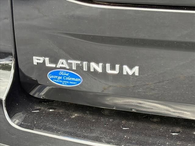 Used 2025 Ford Expedition Platinum AWD/4WD image 16