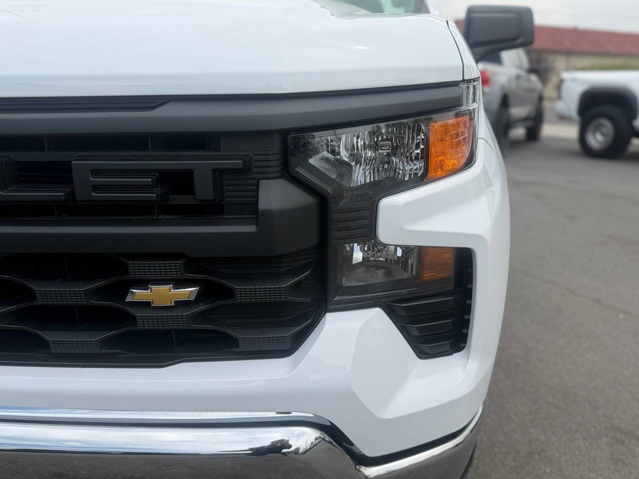 Used 2025 Chevrolet Silverado 1500 W/T RWD image 17