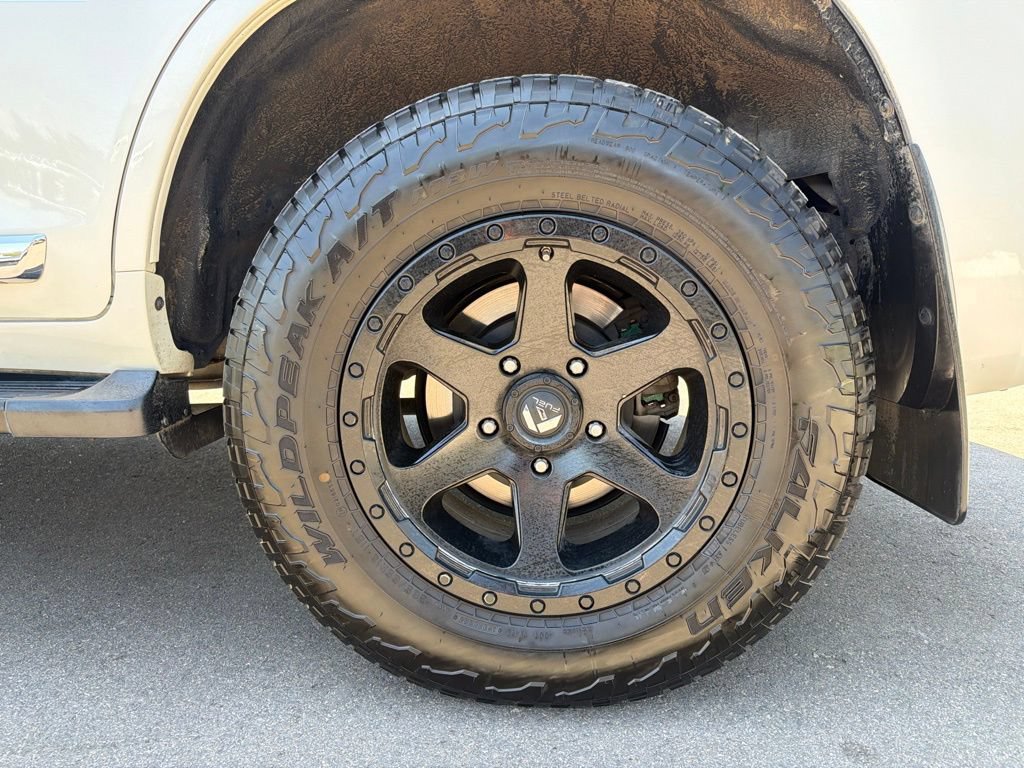 Used 2016 Toyota Land Cruiser AWD/4WD image 34