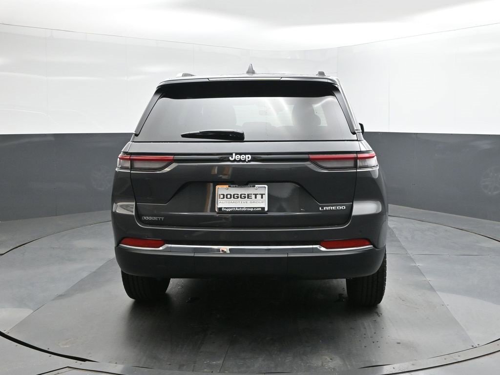 New 2025 Jeep Grand Cherokee Laredo w/ Luxury Tech Group I image 8