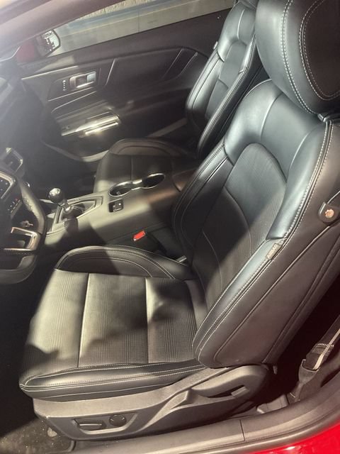 Used 2025 Ford Mustang GT Premium RWD image 6