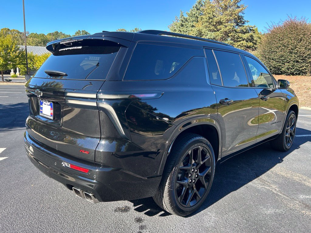 Used 2024 Chevrolet Traverse RS w/ LPO, Floor Liner Package FWD image 22