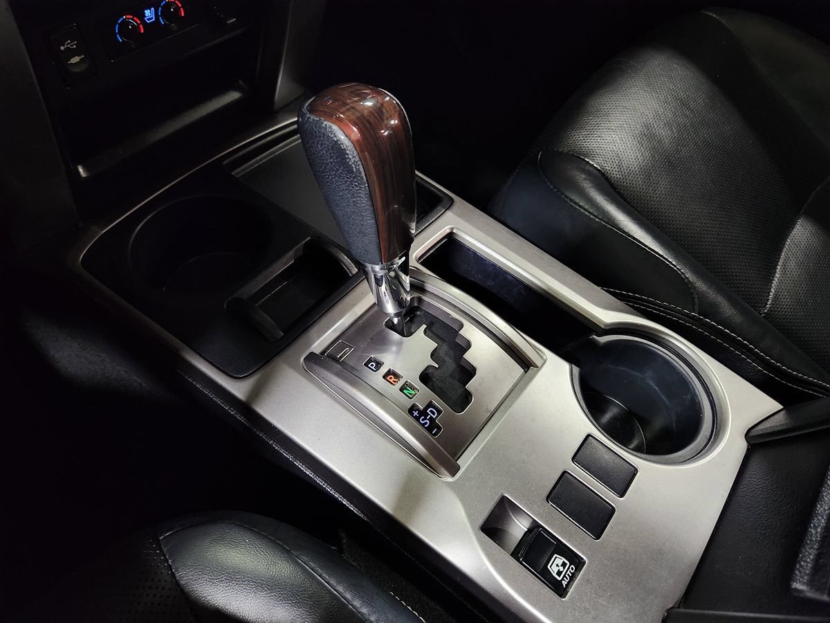 Used 2015 Toyota 4Runner Limited RWD image 39