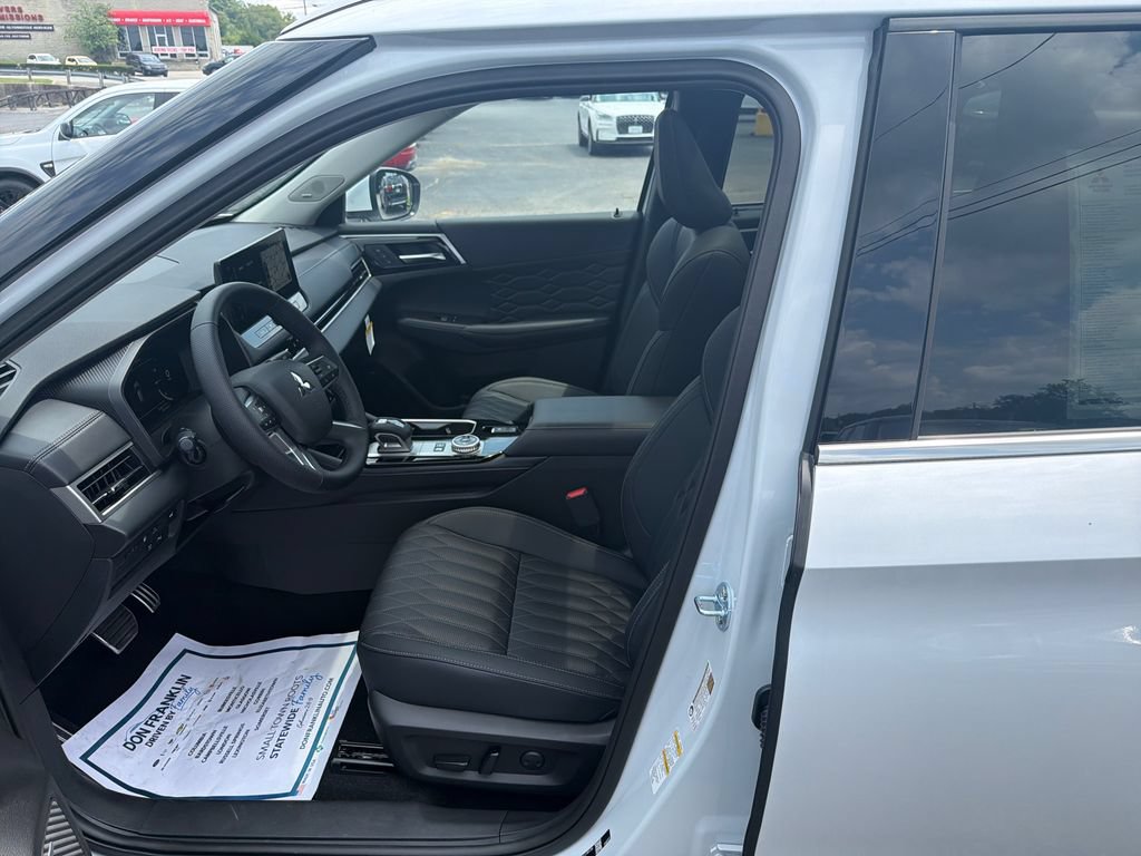 New 2026 Mitsubishi Outlander SEL AWD/4WD image 12