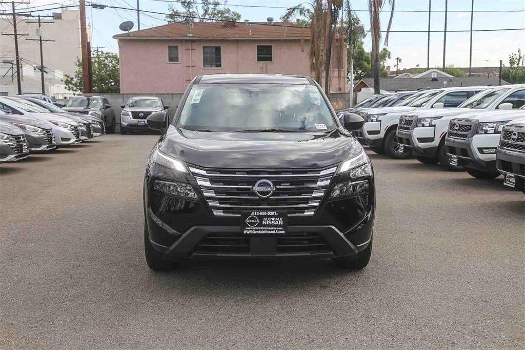 New 2026 Nissan Rogue S image 2