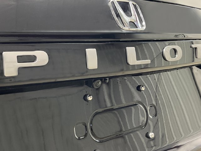 New 2026 Honda Pilot Touring image 10