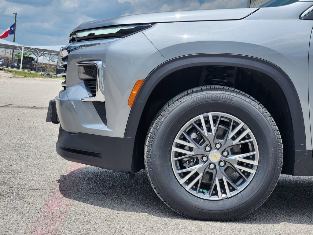 New 2026 Chevrolet Traverse LT FWD image 5