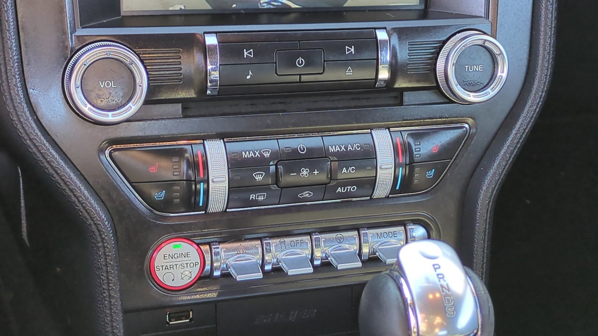 Used 2015 Ford Mustang Premium image 23