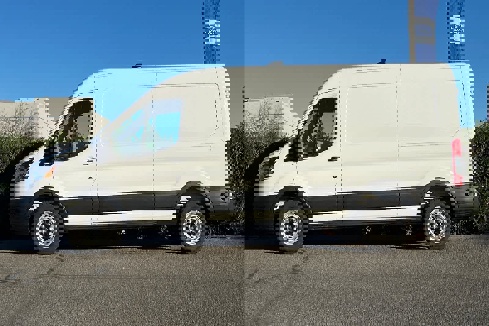 New 2026 Ford Transit 250 148 Medium Roof image 4