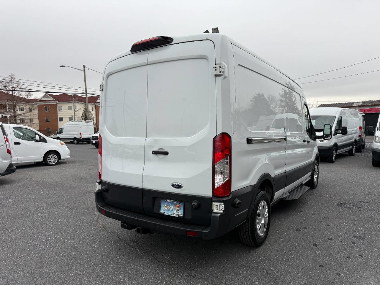 Used 2018 Ford Transit 350 148 Medium Roof RWD image 3