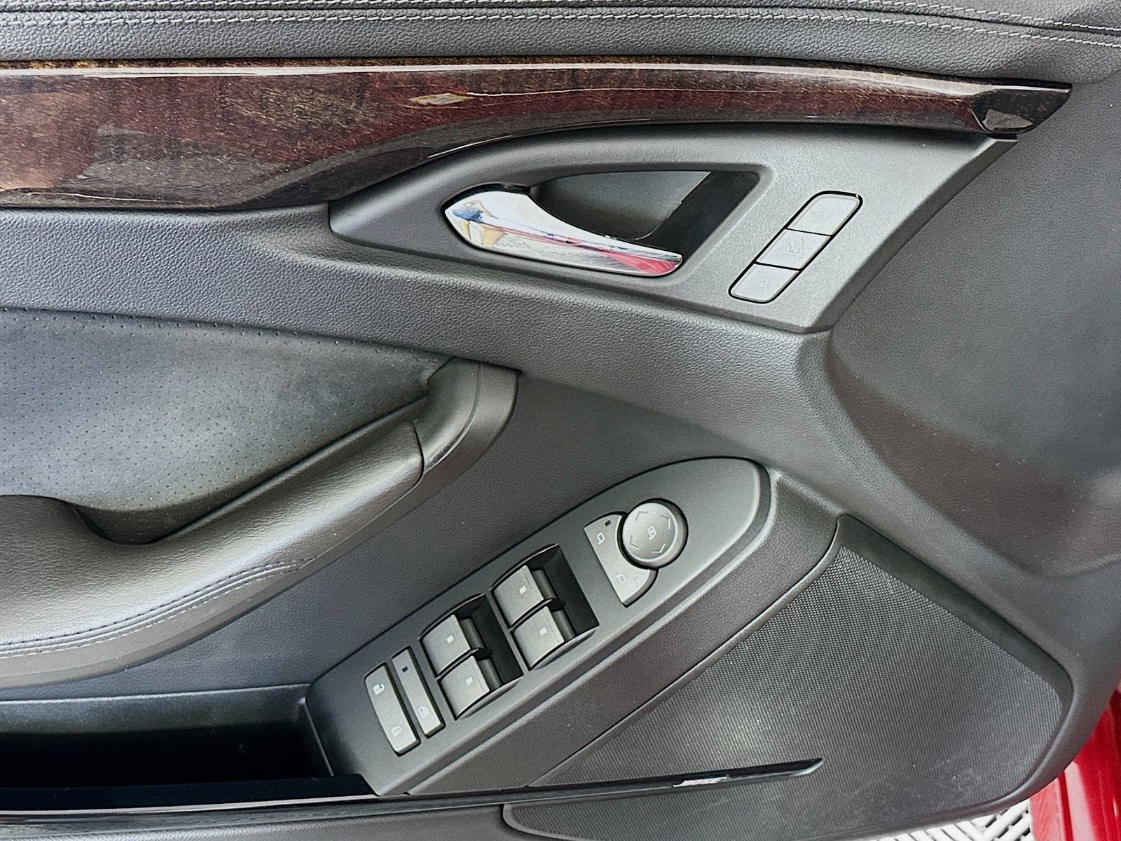 Used 2011 Cadillac CTS V w/ Wood Trim Package RWD image 17