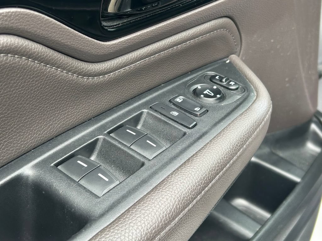 Used 2023 Honda Odyssey Touring image 25