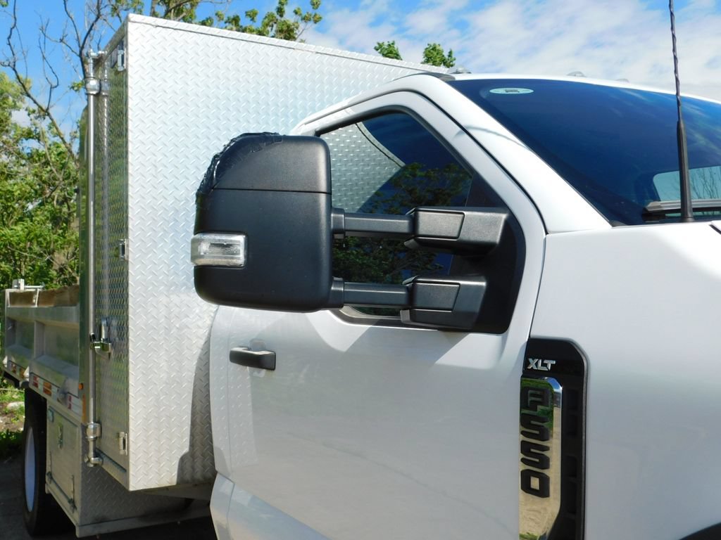 Used 2023 Ford F550 4x4 Regular Cab Super Duty image 16