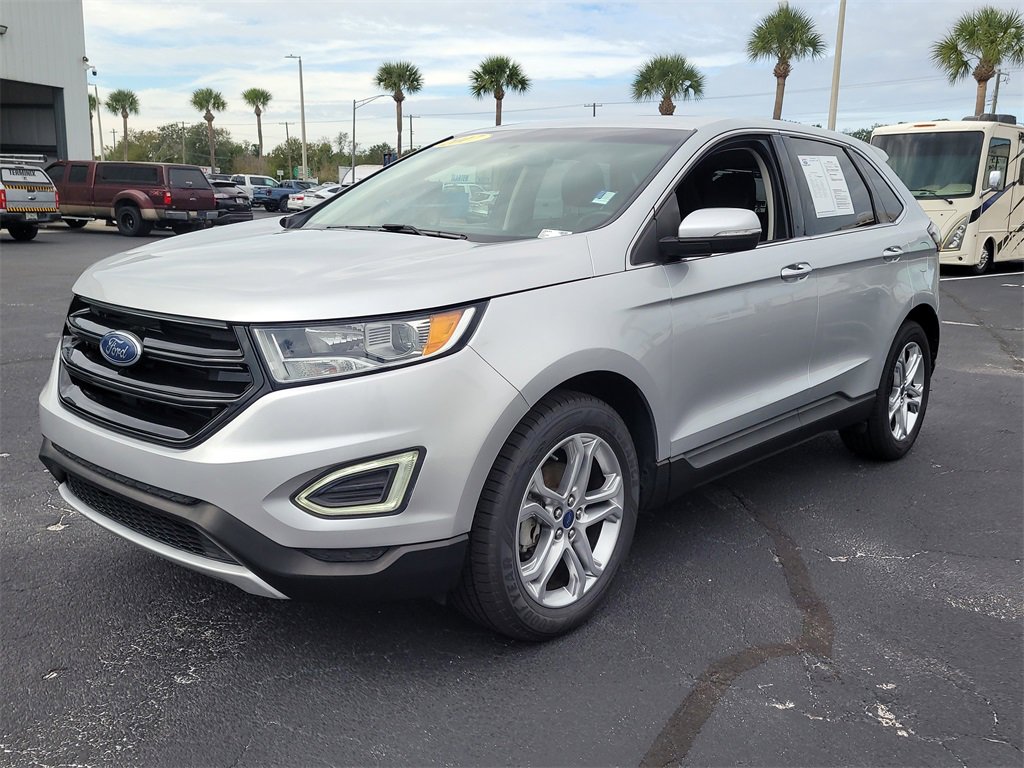 Used 2017 Ford Edge Titanium image 2