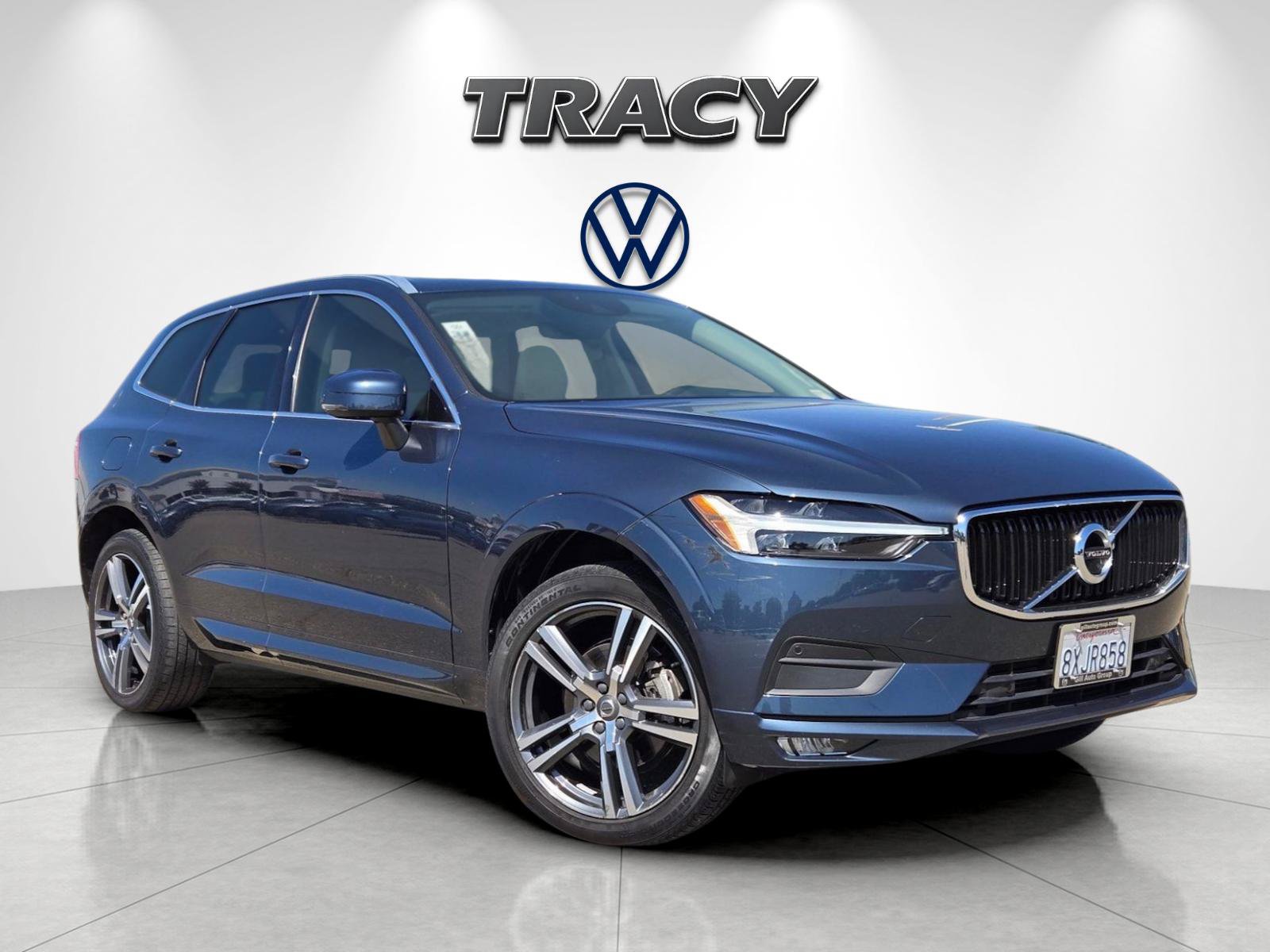 Used 2021 Volvo XC60 T5 Momentum w/ Advanced Package AWD/4WD image 2