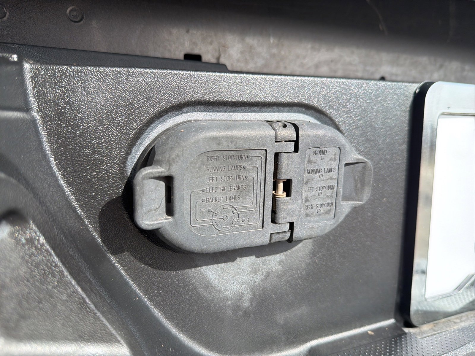 Used 2014 Toyota Tundra Platinum image 11