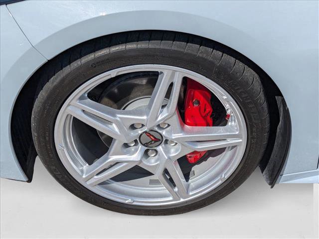 Used 2021 Chevrolet Corvette Stingray Convertible w/ Chrome Exterior Badge Package image 23