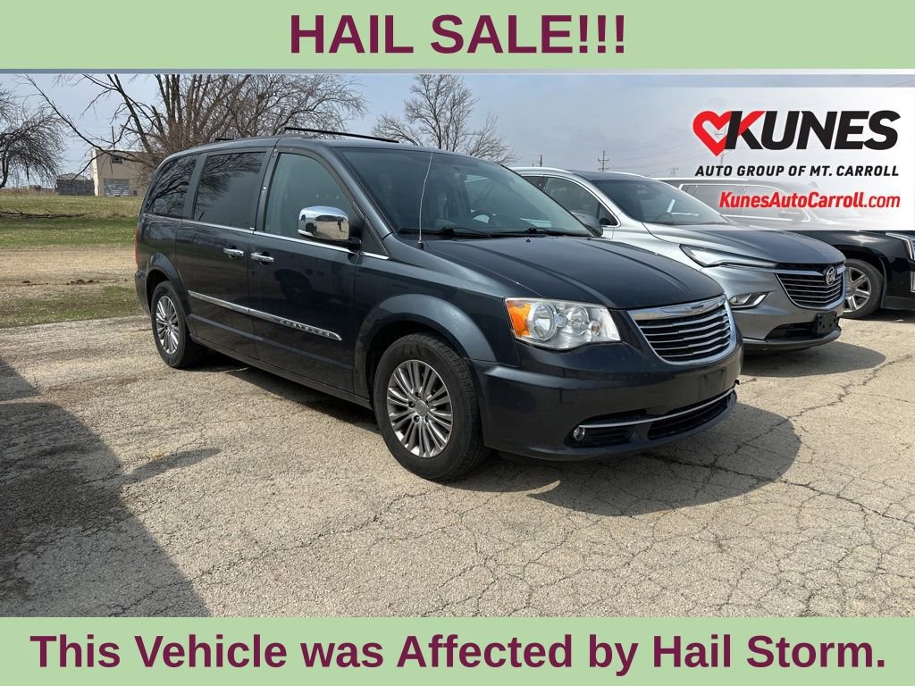 Used 2014 Chrysler Town & Country Touring-L w/ Driver Convenience Group