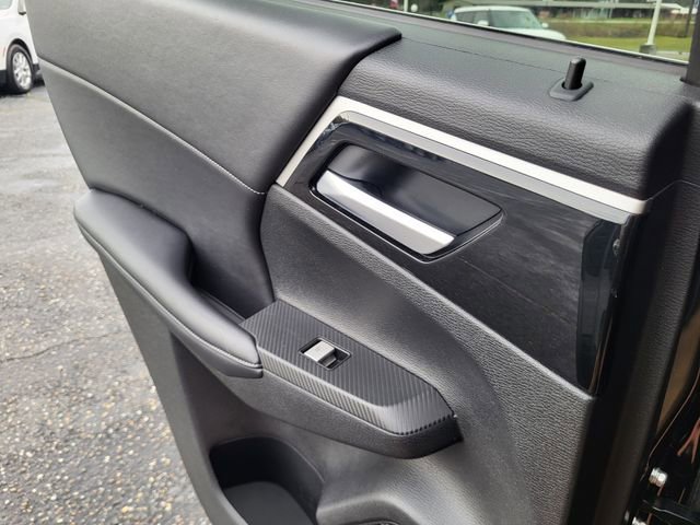 Used 2024 Mitsubishi Outlander SE image 17