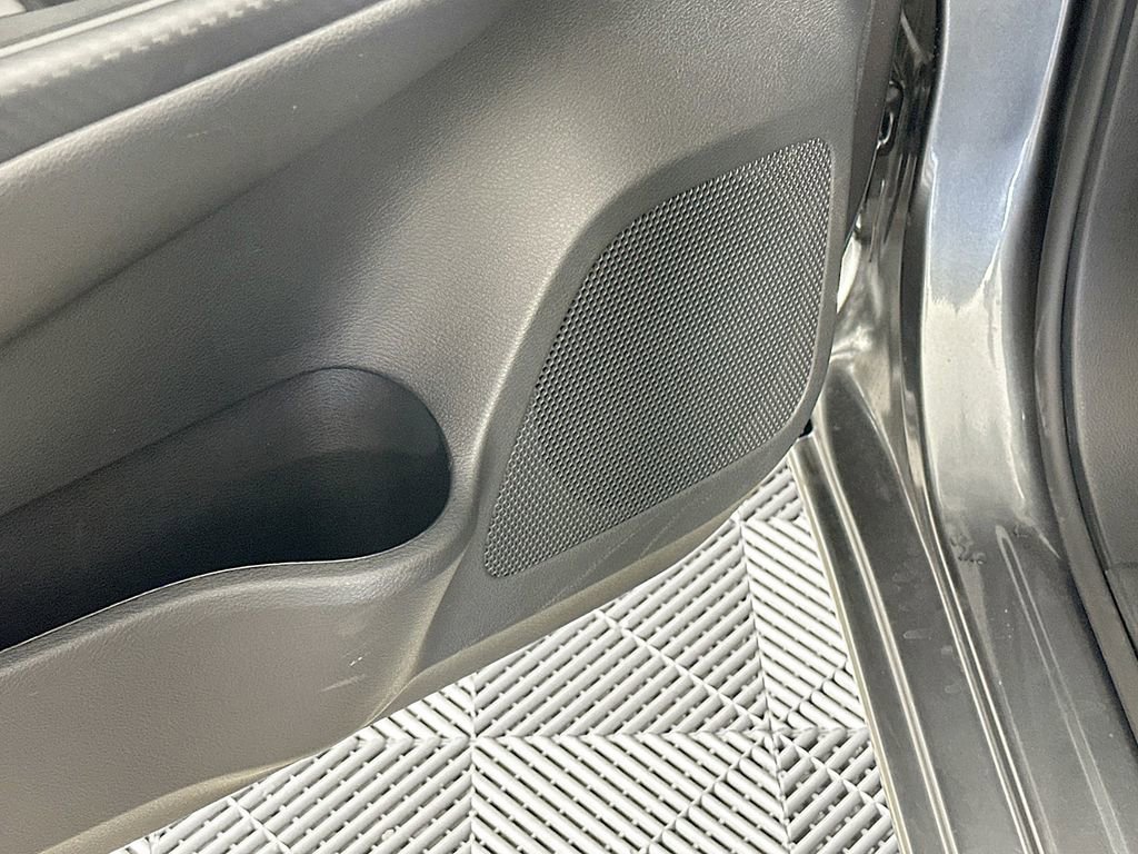 Certified 2025 Nissan Versa SV w/ Trunk Package image 26