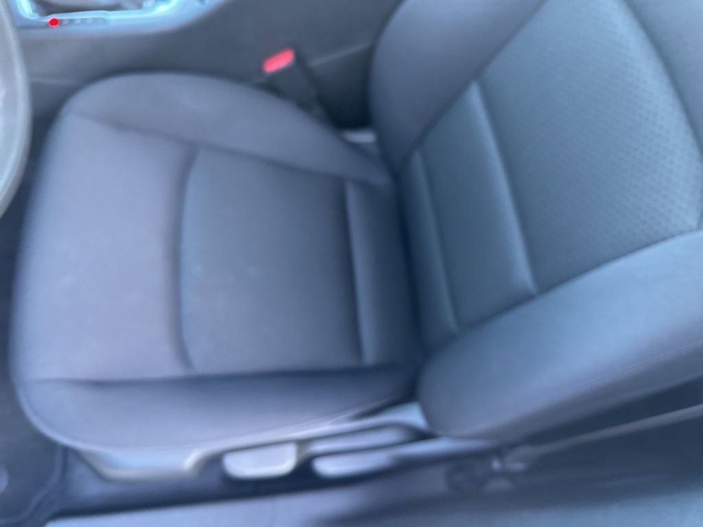 Used 2025 Chevrolet Malibu LS image 4