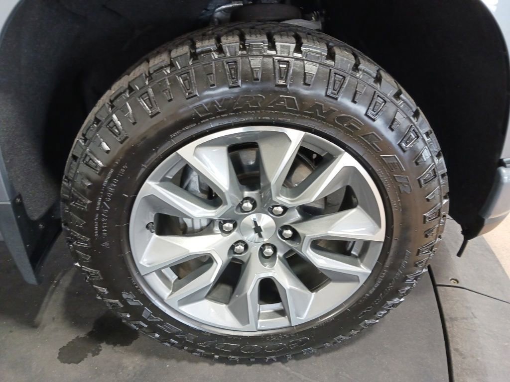 Used 2020 Chevrolet Silverado 1500 RST w/ All-Star Edition image 34