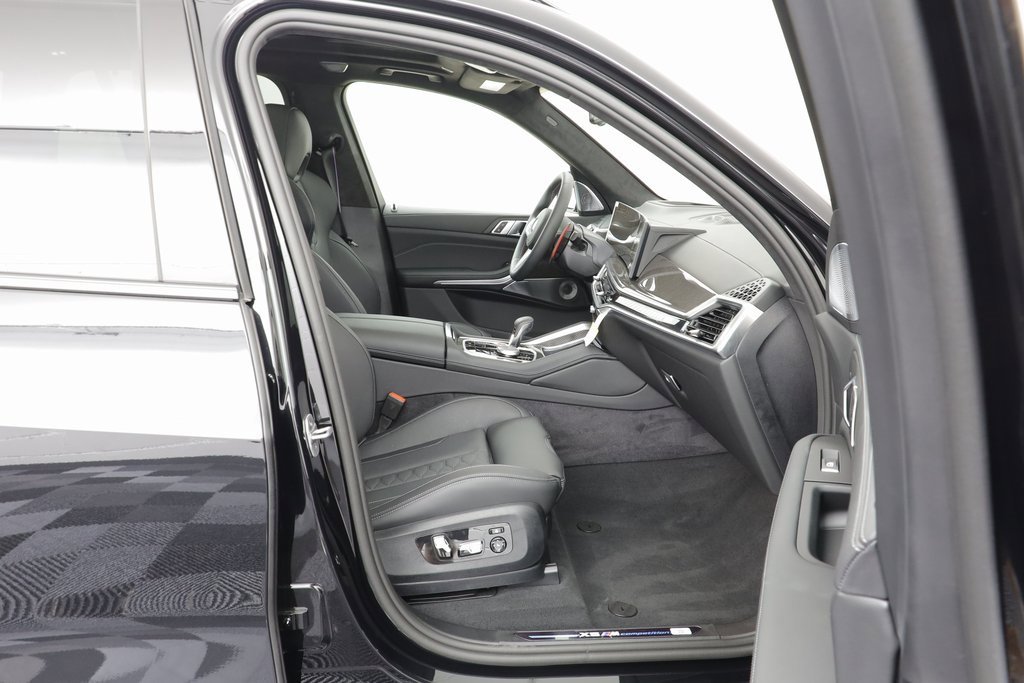 New 2025 BMW X5 M Competition w/ Executive Package image 22