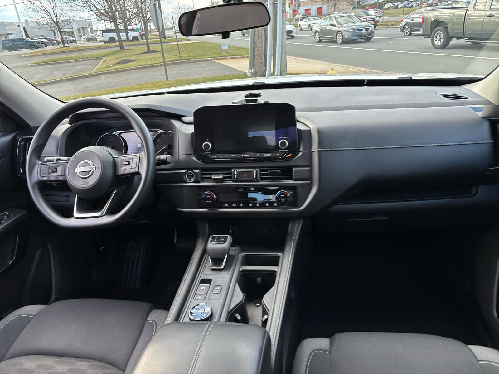 Used 2023 Nissan Pathfinder S AWD/4WD image 28