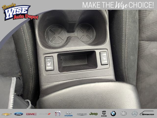 Used 2015 Nissan Rogue SV w/ SV Premium Package AWD/4WD image 16