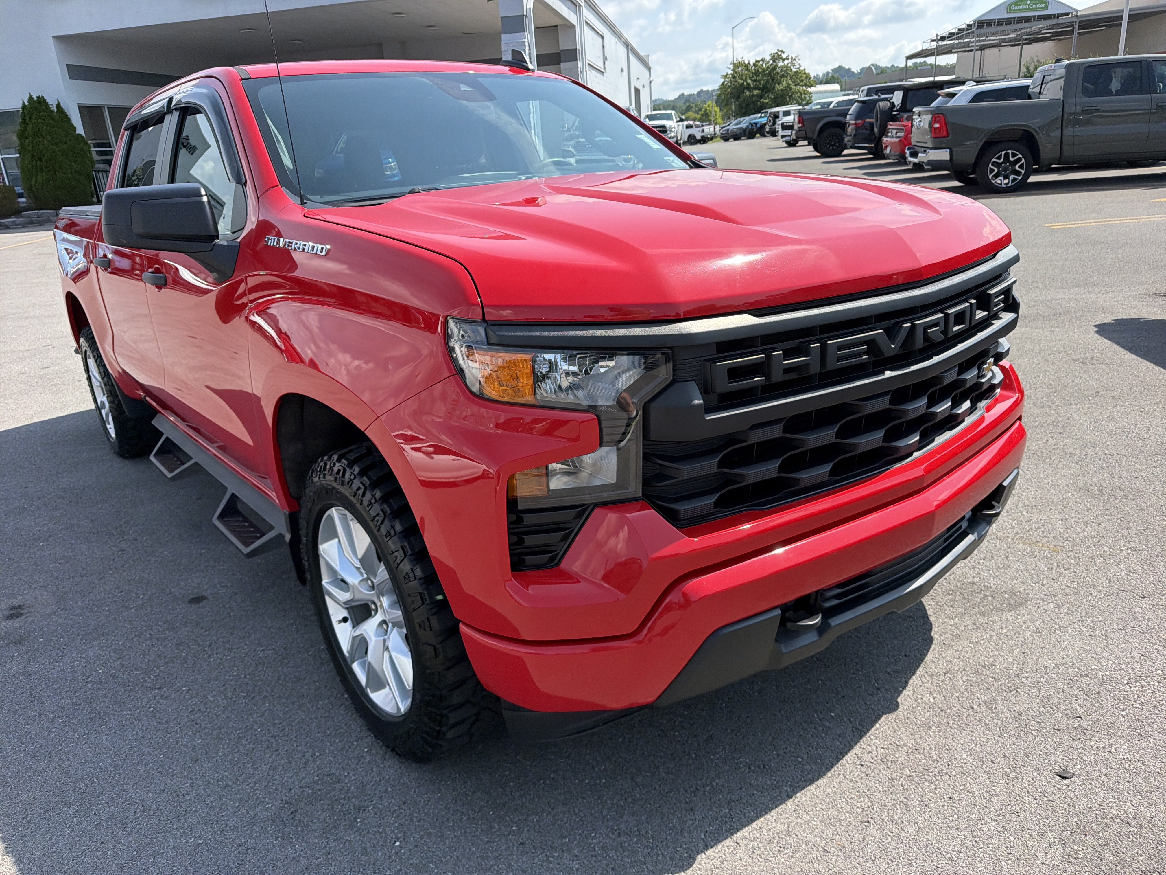 Used 2023 Chevrolet Silverado 1500 Custom AWD/4WD image 3