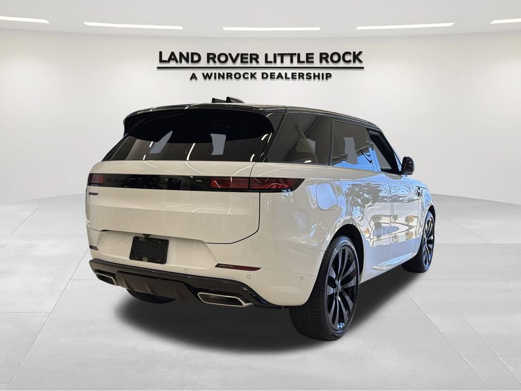 New 2026 Land Rover Range Rover Sport Dynamic SE image 2