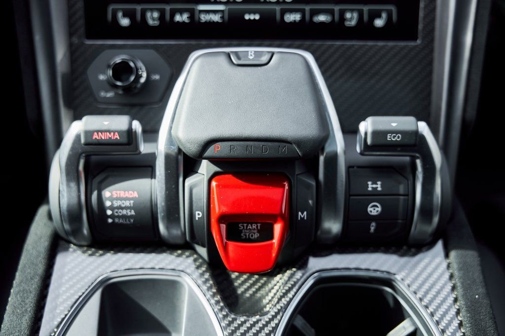 Used 2024 Lamborghini Urus Performante image 80