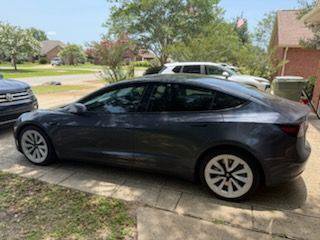 Used 2022 Tesla Model 3 Standard Range RWD image 4