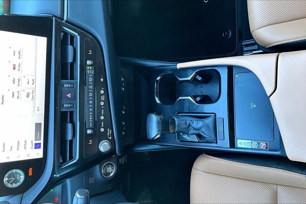 Used 2024 Lexus ES 350 w/ Premium Package FWD image 30