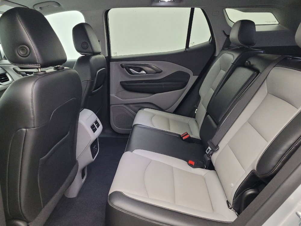 Used 2022 GMC Terrain SLT w/ LPO, Floor Liner Package FWD image 18