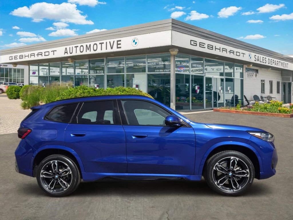 Certified 2025 BMW X1 xDrive28i w/ M Sport Package AWD/4WD image 4