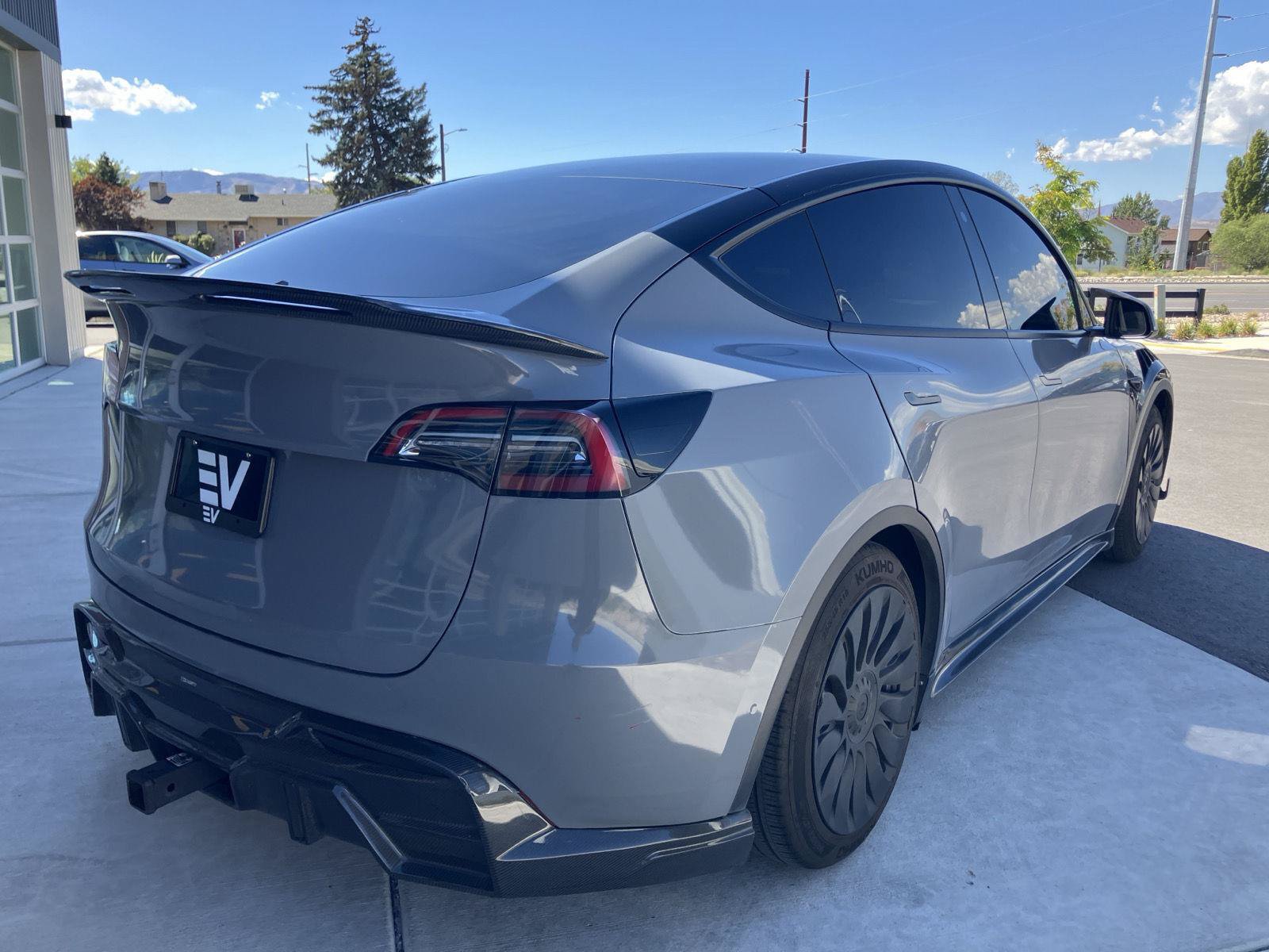 Used 2022 Tesla Model Y Performance AWD/4WD image 8